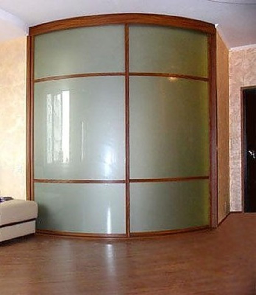 Встроенный шкаф купе радиусный в классическом стиле Темиртау